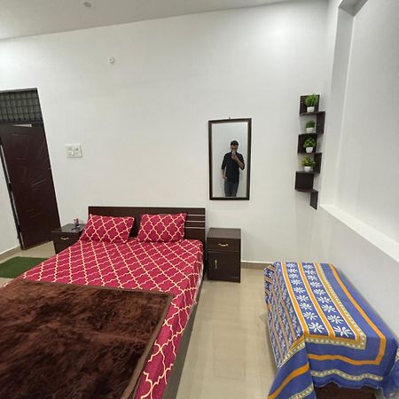 Srivastavas Home Αλλαχαμπάντ Εξωτερικό φωτογραφία