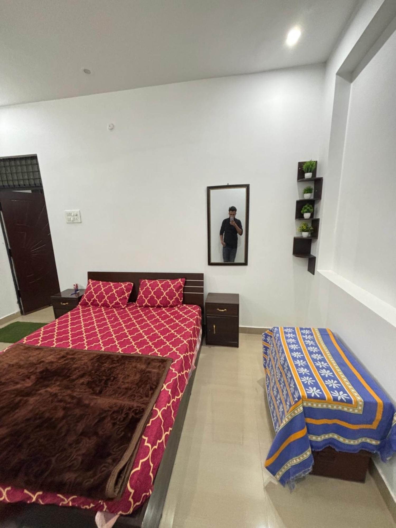 Srivastavas Home Αλλαχαμπάντ Εξωτερικό φωτογραφία