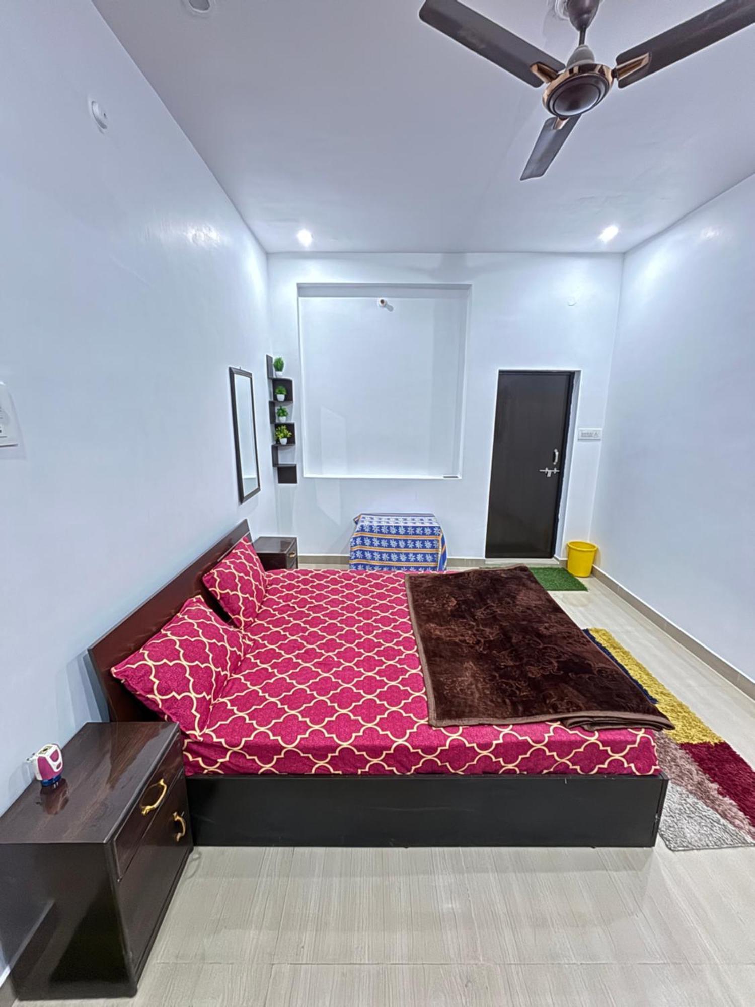 Srivastavas Home Αλλαχαμπάντ Εξωτερικό φωτογραφία